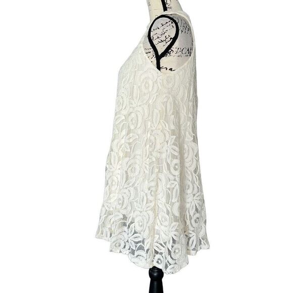 Altar’d State off-white lace dress small - Picture 4 of 6